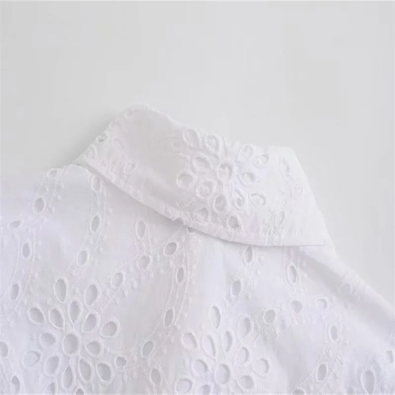 Za 2021 Summer Hollow Out Sexy Girl Shirt Woman V-neck Lace Texture Casual Single-breasted Front Shirt Sandy Beach Short Shirt
Za 2021 Summer Hollow Out Sexy Girl Shirt Woman V-neck Lace Texture Casual Single-breasted Front Shirt Sandy Beach Short Shirt