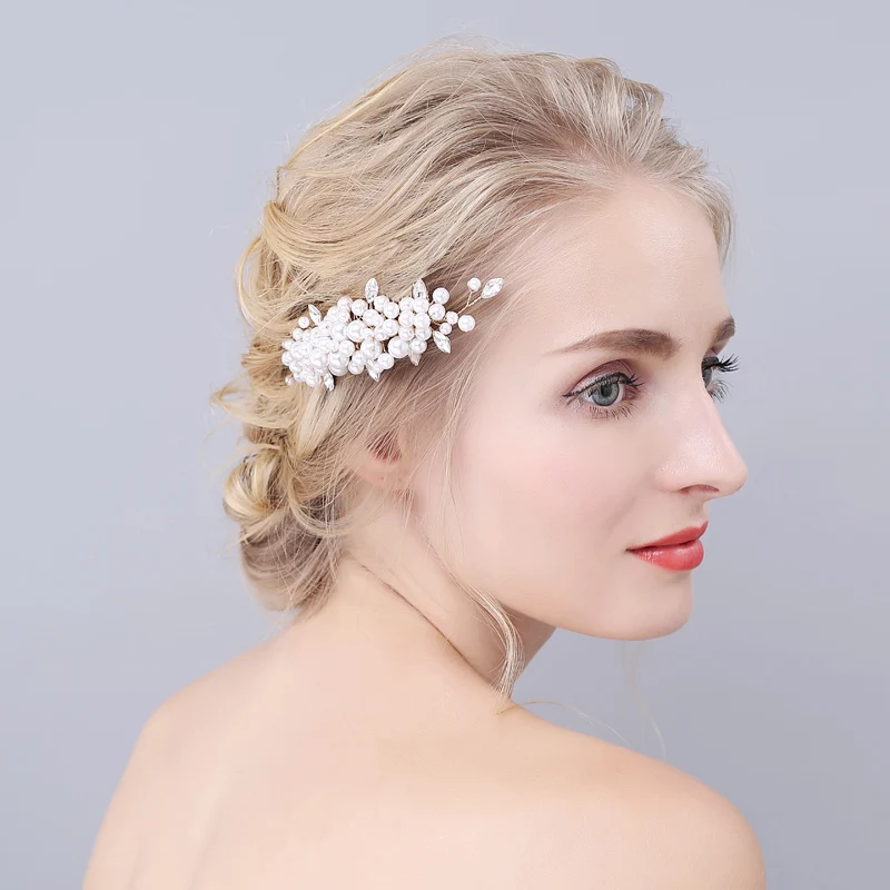 O905 Exquisite Luxury Bridal Headdress Alloy Elegant Pearls High-end Hair Comb with Rhinestone for Wedding Perform Studio Prop
O905 Exquisite Luxury Bridal Headdress Alloy Elegant Pearls High-end Hair Comb with Rhinestone for Wedding Perform Studio Prop