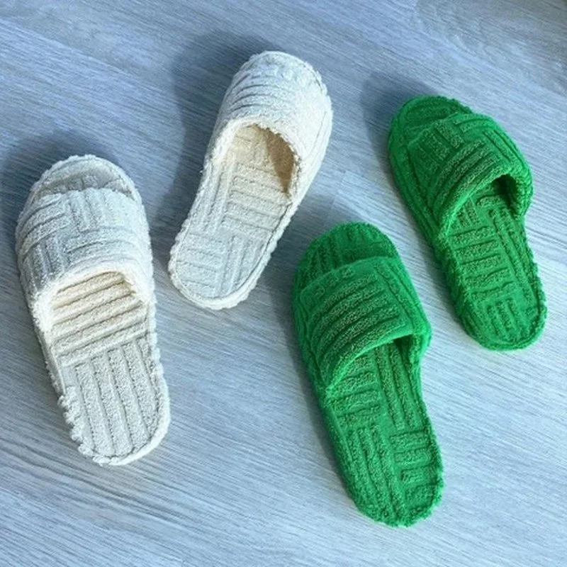 Women's Shoes 
Women's Shoes