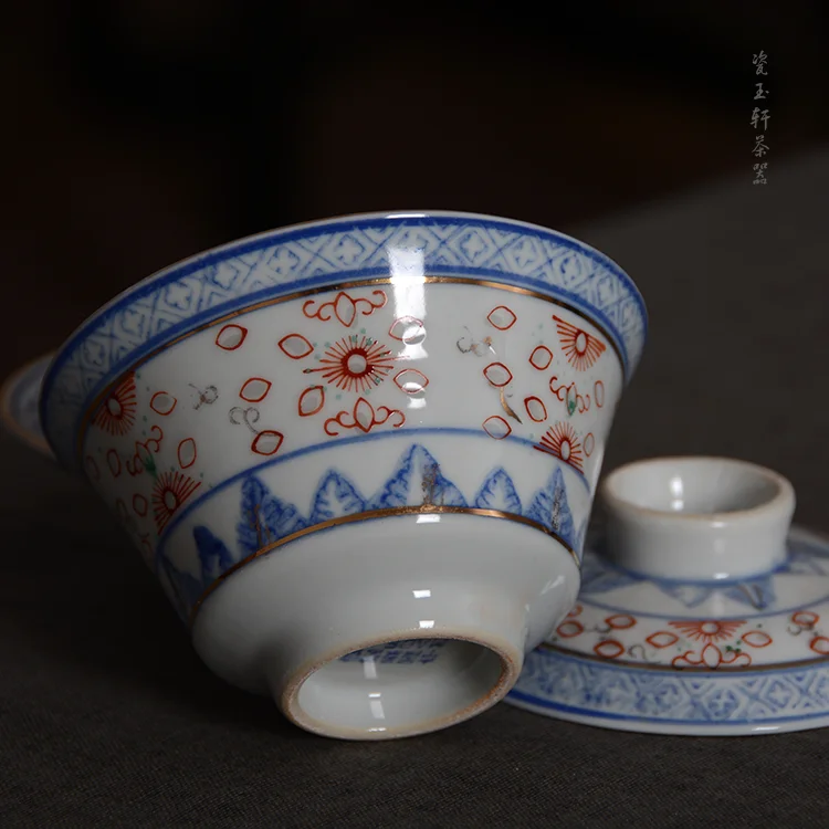 Vintage jingdezhen Porcelain yuxuan Porcelain Kung Fu Tea Set Old Factory Goods 80's Blue and White Fighting Color gaiwan Single
Vintage jingdezhen Porcelain yuxuan Porcelain Kung Fu Tea Set Old Factory Goods 80's Blue and White Fighting Color gaiwan Single