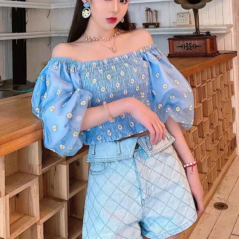 New Embroidery Floral Sheer Mesh Sleeve Blouse Shirts Women 2020 Spring Pullovers Elegant Sexy Off Shoulder Slim Tops
New Embroidery Floral Sheer Mesh Sleeve Blouse Shirts Women 2020 Spring Pullovers Elegant Sexy Off Shoulder Slim Tops
