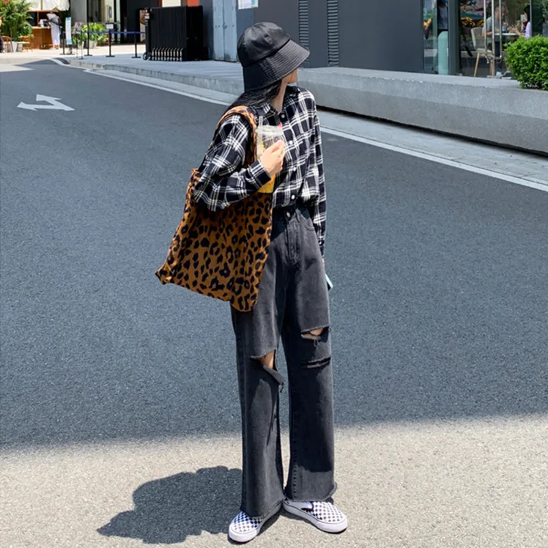 Woman Jeans Ripped High Waist Clothes Wide Leg Denim Clothing Streetwear Vintage Quality 2020 Fashion Harajuku Straight Pants
Woman Jeans Ripped High Waist Clothes Wide Leg Denim Clothing Streetwear Vintage Quality 2020 Fashion Harajuku Straight Pants
