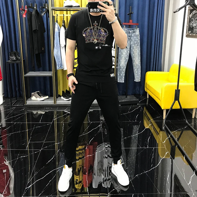 Fashion New Spring And Summer Men's Suit T-Shirt Black Tracksuit Crown Hot Diamond Jogging Sportswear/Trousers + Sweatshirt 2
Fashion New Spring And Summer Men's Suit T-Shirt Black Tracksuit Crown Hot Diamond Jogging Sportswear/Trousers + Sweatshirt 2