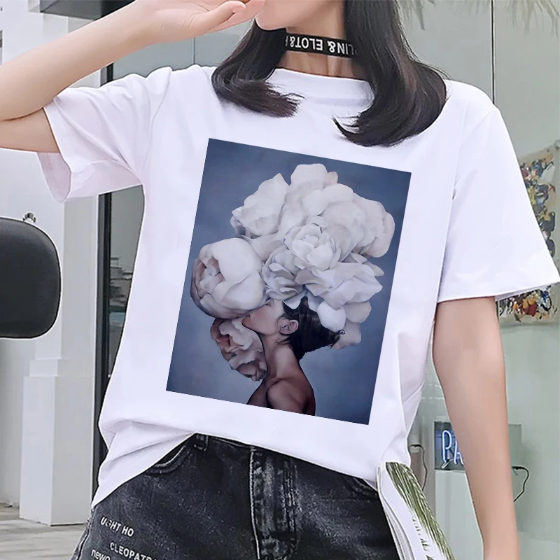 2021 New Harajuku White Women Tshirt Vintage Flowers Feather Print Top Female T Shirt Gothic Round Neck Casual Tee Clothing
2021 New Harajuku White Women Tshirt Vintage Flowers Feather Print Top Female T Shirt Gothic Round Neck Casual Tee Clothing