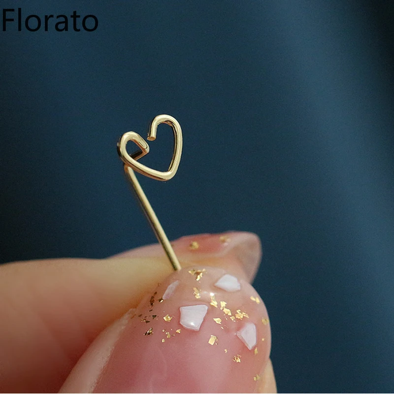 2021New Minimalism Love Earrings Korean Temperament Small Heart Studs Earrings Simple Fashion Jewelry Girls Party Gift A45
2021New Minimalism Love Earrings Korean Temperament Small Heart Studs Earrings Simple Fashion Jewelry Girls Party Gift A45