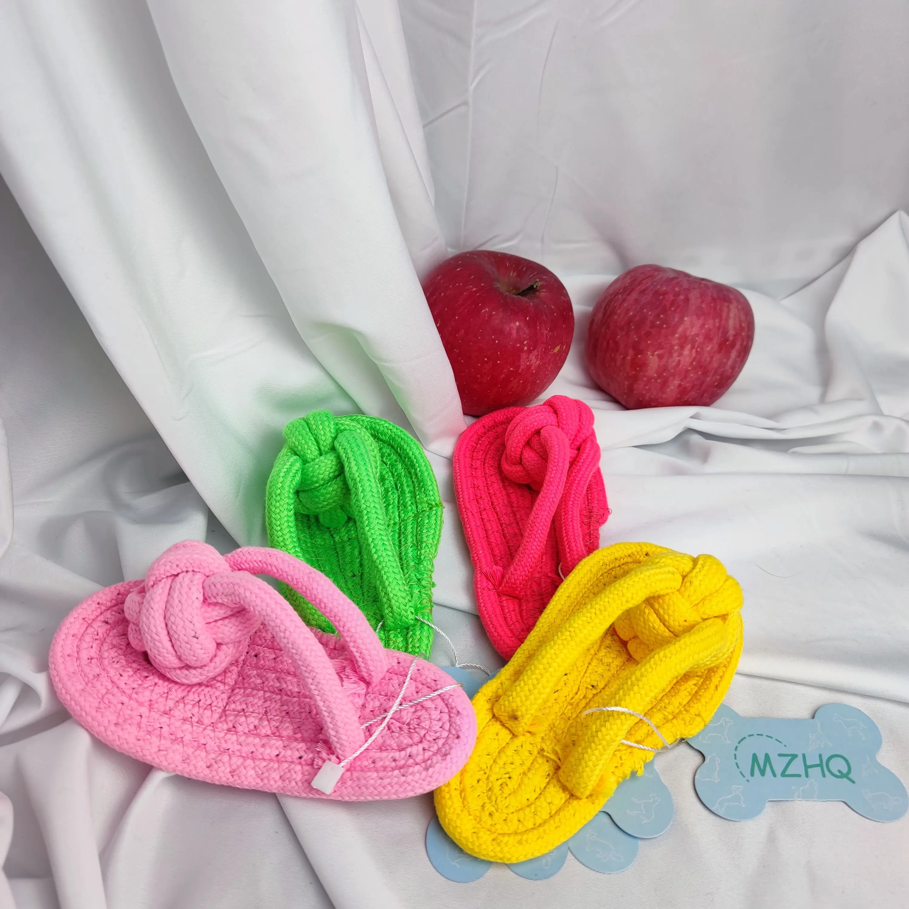 1PC Cotton Rope Puppy Slippers Candy Color Shoes Shape Dog Accessories Small And Medium-Sized Pet Dog Training Toys
1PC Cotton Rope Puppy Slippers Candy Color Shoes Shape Dog Accessories Small And Medium-Sized Pet Dog Training Toys