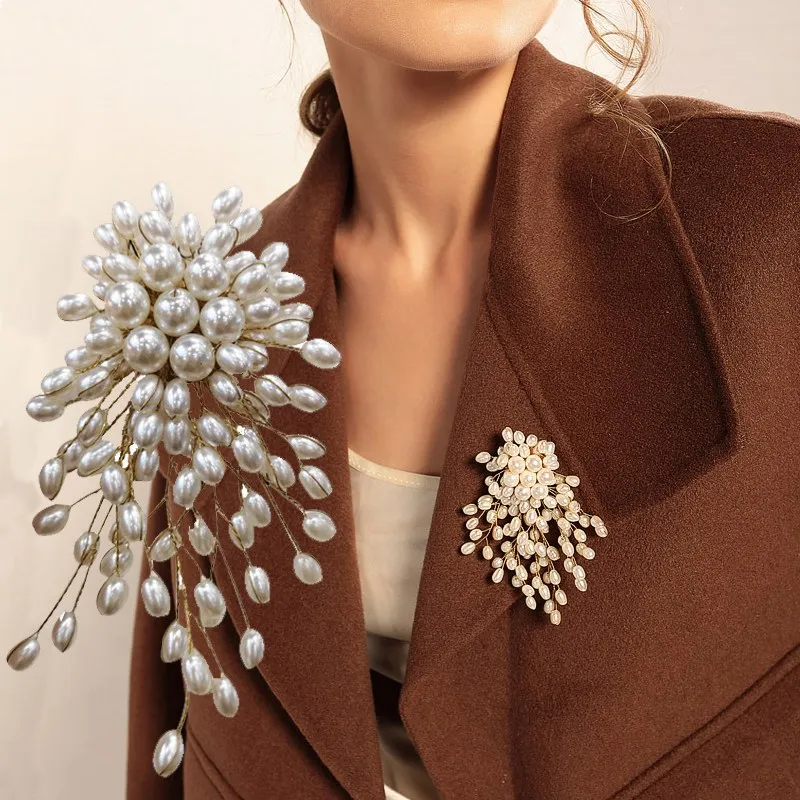 MENGJIQIAO New Korean Exaggerated Elegant Pearl Flower Brooch Pin Badge For Women Girls Fashion Clothes Decoration Jewelry Gifts
MENGJIQIAO New Korean Exaggerated Elegant Pearl Flower Brooch Pin Badge For Women Girls Fashion Clothes Decoration Jewelry Gifts