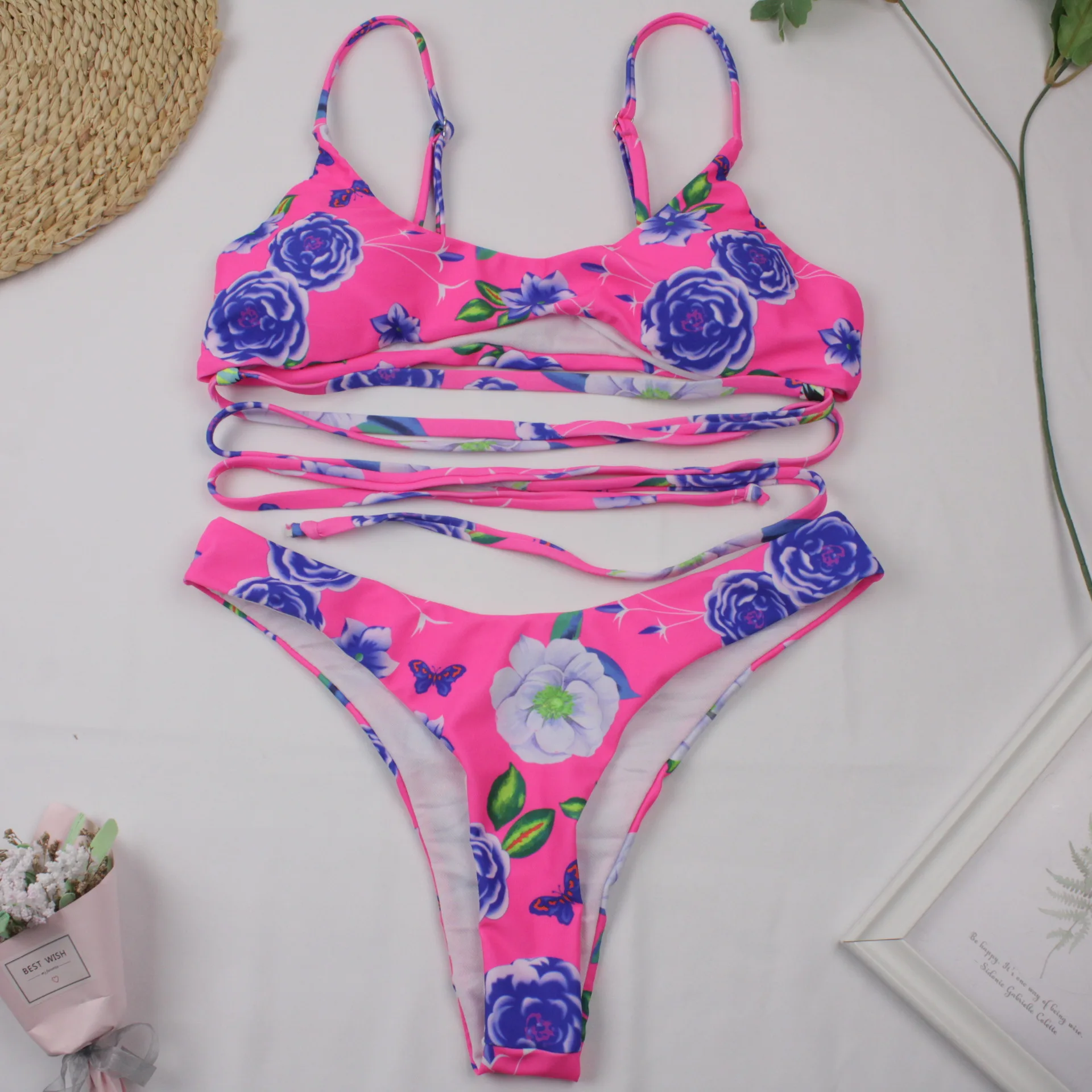 Hirigin 2021 New Flower Bikini Set Women Swimwear Badnage Push Up Padded Swimming Suit Women Bathing Suit Summer Swimsuit Hot
Hirigin 2021 New Flower Bikini Set Women Swimwear Badnage Push Up Padded Swimming Suit Women Bathing Suit Summer Swimsuit Hot