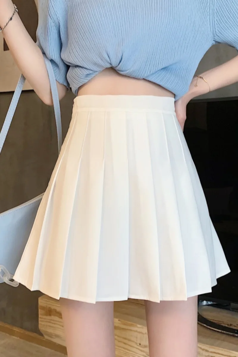 Spring and summer a-line skirt 2021 new Korean retro high waist slim pleated skirt short skirt
Spring and summer a-line skirt 2021 new Korean retro high waist slim pleated skirt short skirt