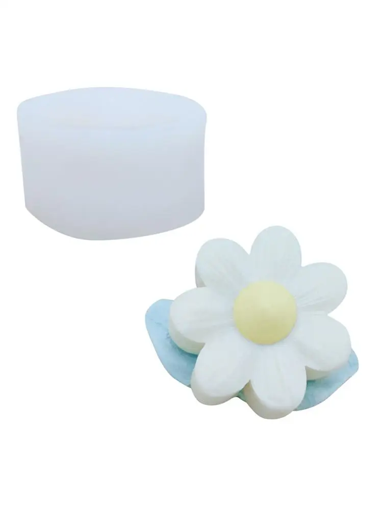 3D Daisy Flower Shape Silicone Mold Pastry Cupcake Chocolate Soap Bakeware Mould Fondant Cake Sugarcraft Decoration Tools
3D Daisy Flower Shape Silicone Mold Pastry Cupcake Chocolate Soap Bakeware Mould Fondant Cake Sugarcraft Decoration Tools