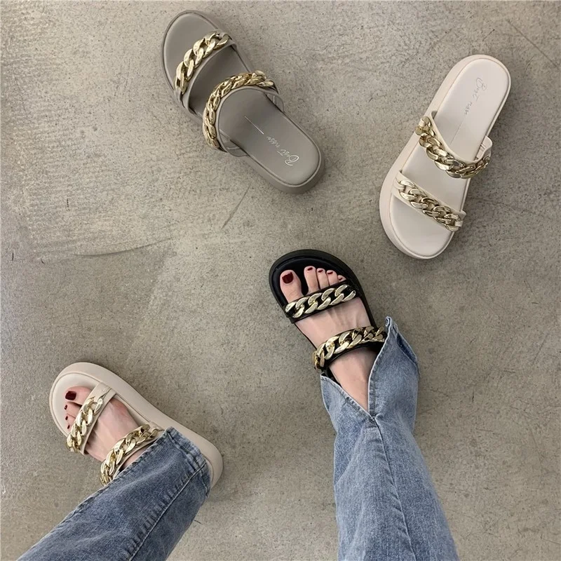Hot Selling Sandals Women 2022 Summer New Fashion Women's Metal Chain Decoration Thick Bottom One Word Sandals Women 
Hot Selling Sandals Women 2022 Summer New Fashion Women's Metal Chain Decoration Thick Bottom One Word Sandals Women
