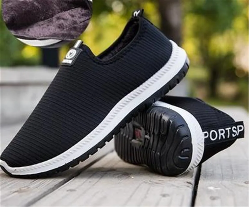 Zapatillas de correr ligeras para hombre, zapatos deportivos para caminar de verano, transpirables y cómodas, gran oferta
Zapatillas de correr ligeras para hombre, zapatos deportivos para caminar de verano, transpirables y cómodas, gran oferta