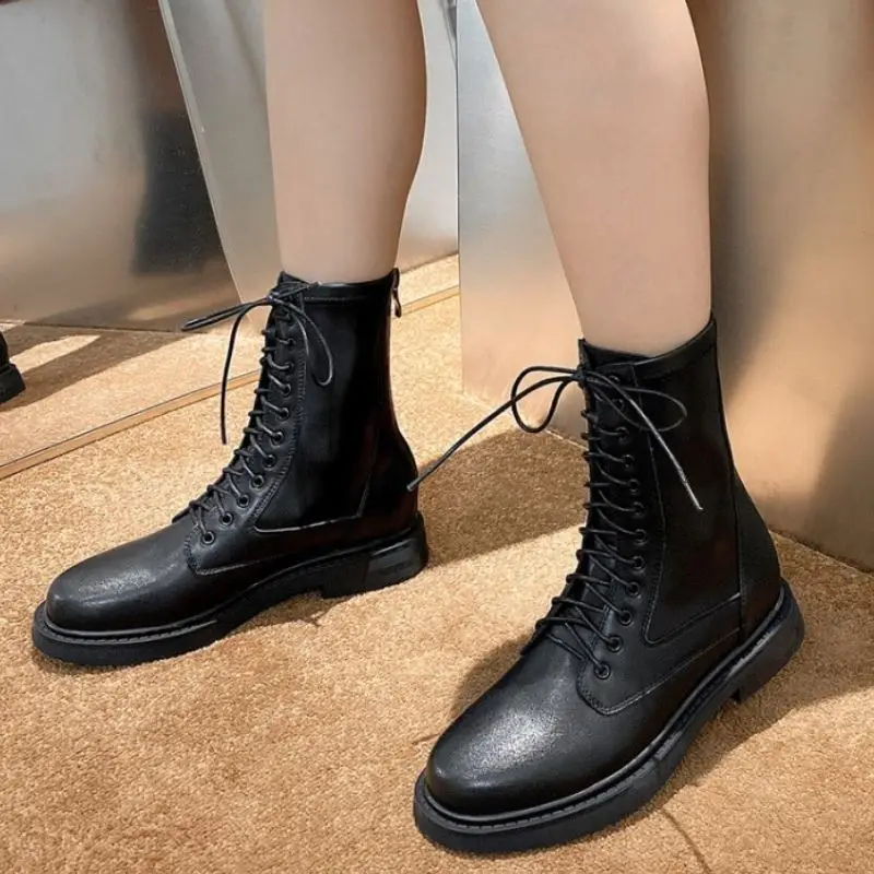 KemeKiss Real Leather Woman Short Boots Zipper Fashion Flats Winter Shoe Woman Warm Cross Strap Casual Daily Footwear Size 33-40
KemeKiss Real Leather Woman Short Boots Zipper Fashion Flats Winter Shoe Woman Warm Cross Strap Casual Daily Footwear Size 33-40
