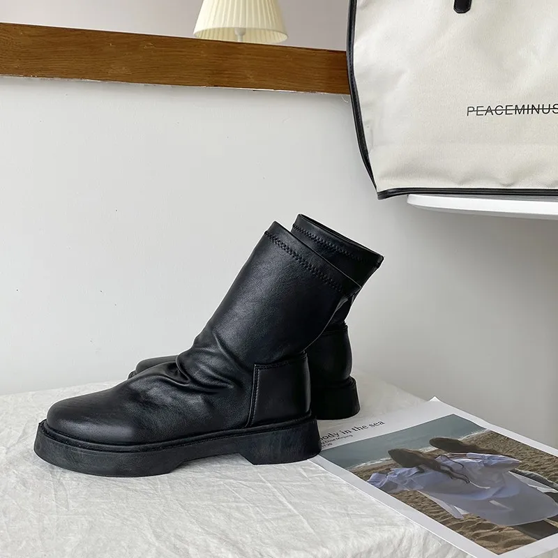 Martin's Boots Children's 2021 British Wind Spring And Autumn Chimney Boots Thick-soled Joker Short Tube 
Martin's Boots Children's 2021 British Wind Spring And Autumn Chimney Boots Thick-soled Joker Short Tube
