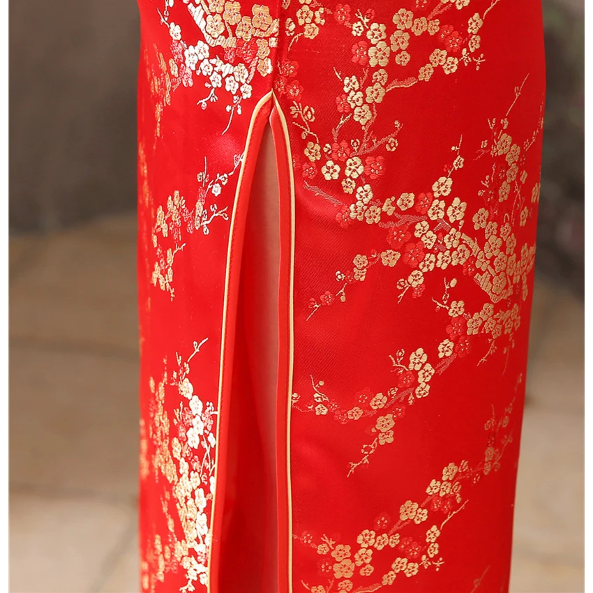 Woman Sexy Chinese Traditional Cheongsam Dragon&Phoenix Floral Qipao Satin Halter Dresses Women Wedding Elegant Split Qipao
Woman Sexy Chinese Traditional Cheongsam Dragon&Phoenix Floral Qipao Satin Halter Dresses Women Wedding Elegant Split Qipao