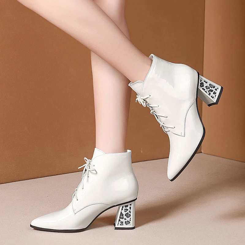 ISNOM High Heels Leopard Ankle Boots Women Patent Leather Boot Pointed Toe Shoes Female Fashion Office Shoes Ladies Winter
ISNOM High Heels Leopard Ankle Boots Women Patent Leather Boot Pointed Toe Shoes Female Fashion Office Shoes Ladies Winter