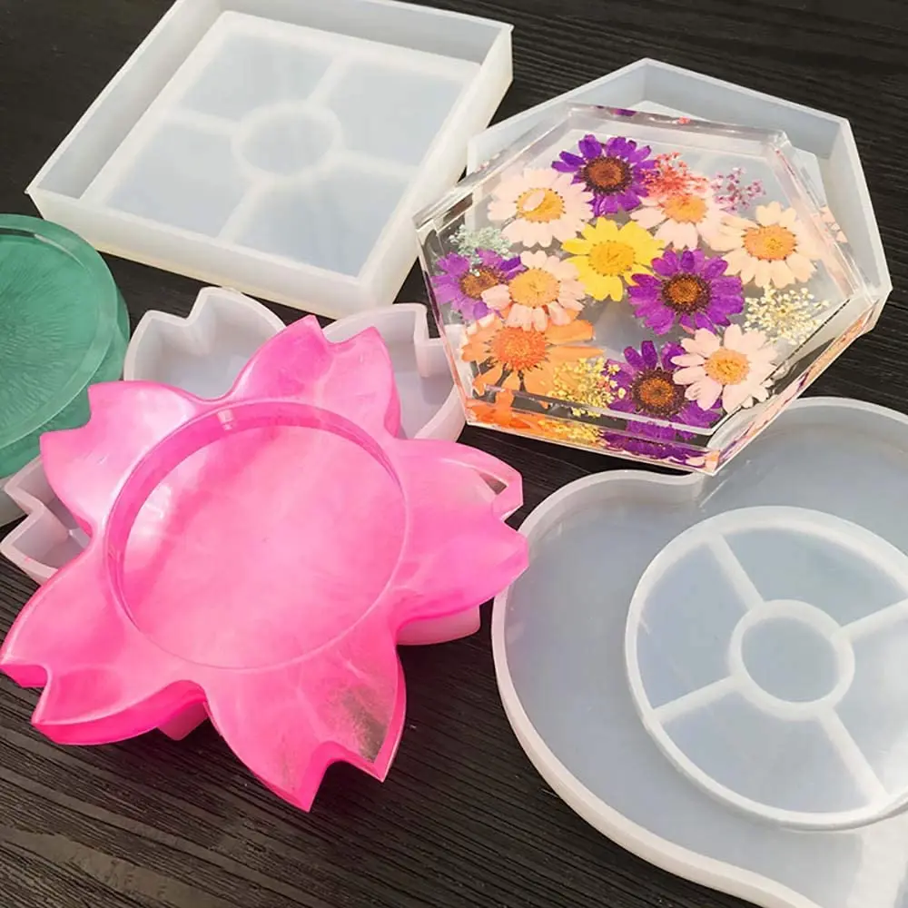 Coaster Table Setting Epoxy Mold DIY Jewelry High Mirror Heart-shaped Cherry Blossom Coaster Table Home Decoration Silicone Mold
Coaster Table Setting Epoxy Mold DIY Jewelry High Mirror Heart-shaped Cherry Blossom Coaster Table Home Decoration Silicone Mold