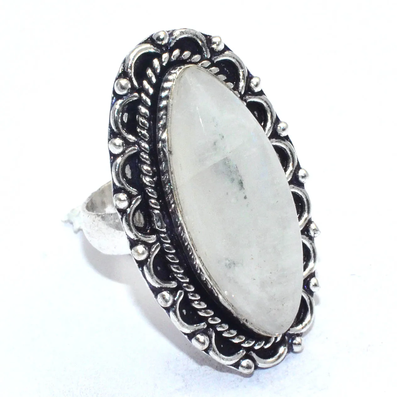 

Серебряное кольцо с лунным камнем, покрытое медью, размер США: 7,5, R8140