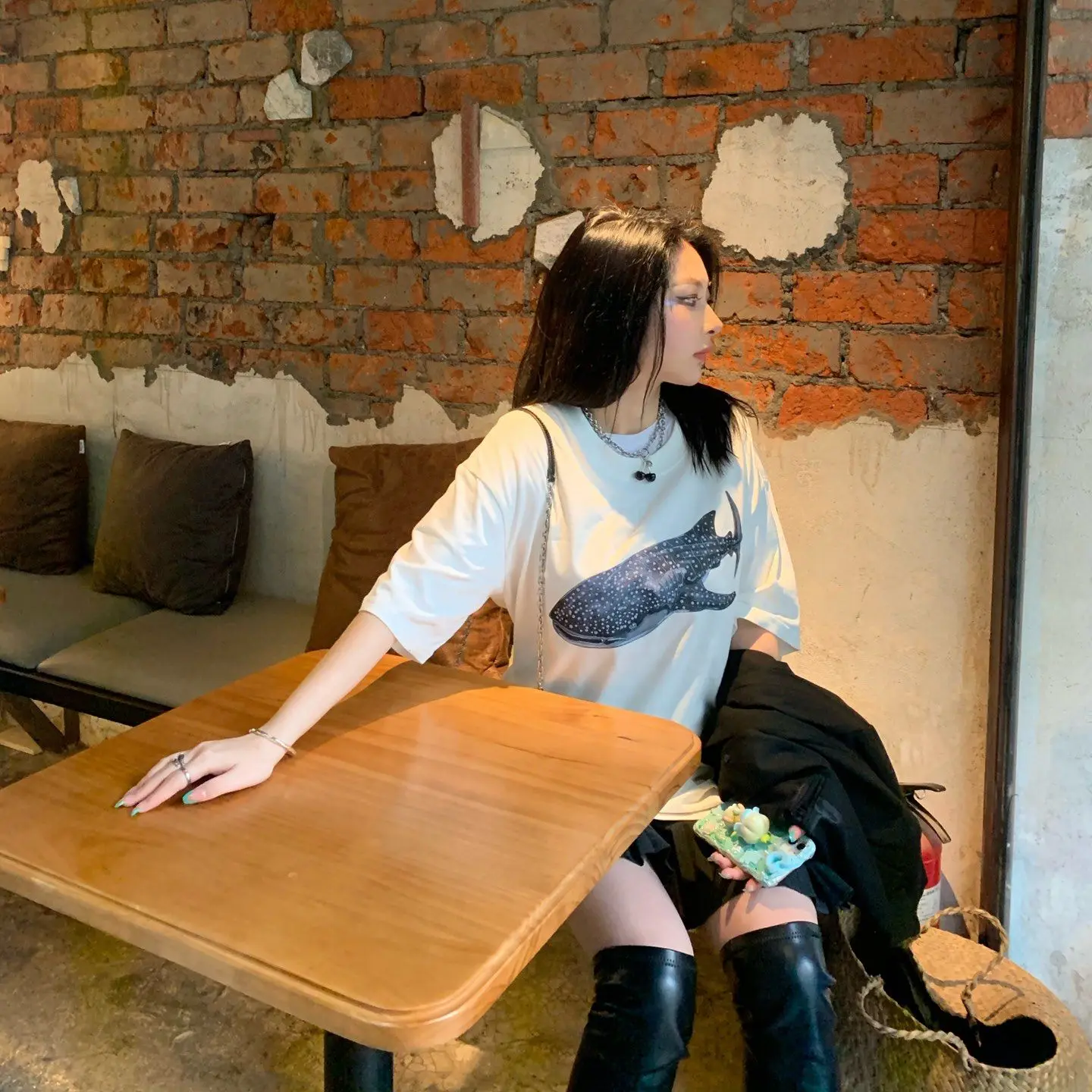 Men's T-shirt Short-sleeve Women's Tops Couples Summer Shark Print Pure 250G Cotton Breathable Sweat-absorbing Oversize Clothes
Men's T-shirt Short-sleeve Women's Tops Couples Summer Shark Print Pure 250G Cotton Breathable Sweat-absorbing Oversize Clothes