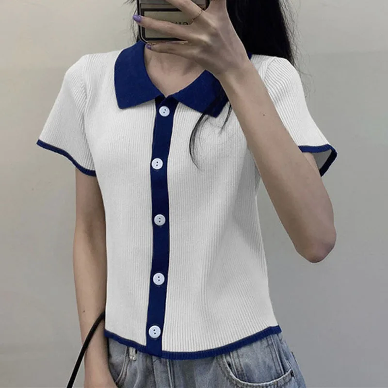 Summer new style Korean version of hit color single-breasted POLO collar short-sleeved knitted cardigan blouse for a generation
Summer new style Korean version of hit color single-breasted POLO collar short-sleeved knitted cardigan blouse for a generation