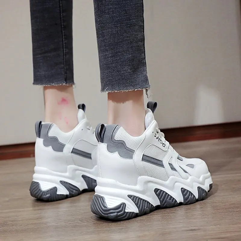 Women Platform Sneakers Spring Casual High Thick Soles Shoes Breathable Female Vulcanized Shoes 2021 Woman Chunky Sneakers 9cm
Women Platform Sneakers Spring Casual High Thick Soles Shoes Breathable Female Vulcanized Shoes 2021 Woman Chunky Sneakers 9cm