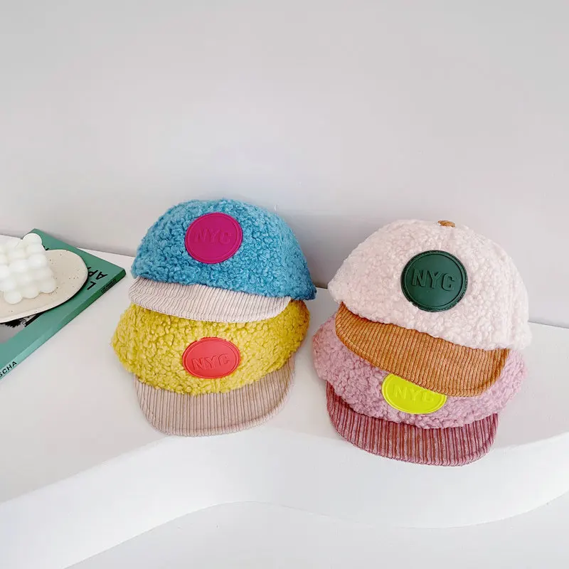 Toddler Baby Stitching Lamb Wool Labeling Big Circle Children's Soft-brimmed Hats for Autumn and Winter New Baby Warm Cap
Toddler Baby Stitching Lamb Wool Labeling Big Circle Children's Soft-brimmed Hats for Autumn and Winter New Baby Warm Cap
