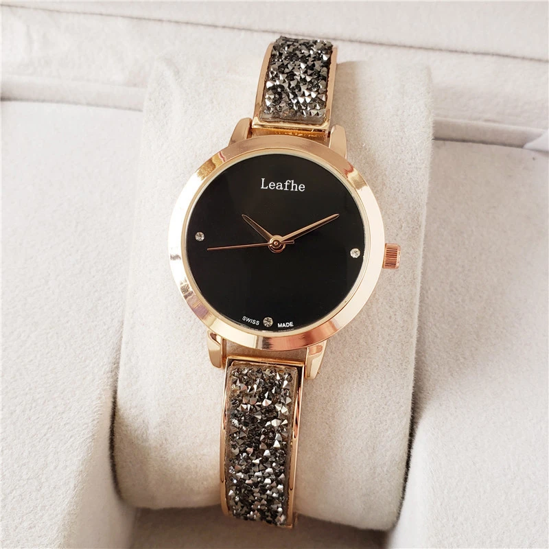 Fashion Diamond Women's Watches Bracelet Style High Strength Glass Mirror Stainless Steel Strap Quartz Watch Black Clock Girl
Fashion Diamond Women's Watches Bracelet Style High Strength Glass Mirror Stainless Steel Strap Quartz Watch Black Clock Girl