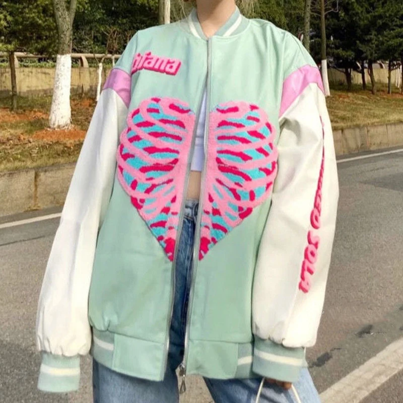 Cartoon Anime Heart Bone Print Casual Women Coats Fashion Simple Elegant Spring Stand Collar Y2K Vintage Jacket Baseball Uniform
Cartoon Anime Heart Bone Print Casual Women Coats Fashion Simple Elegant Spring Stand Collar Y2K Vintage Jacket Baseball Uniform