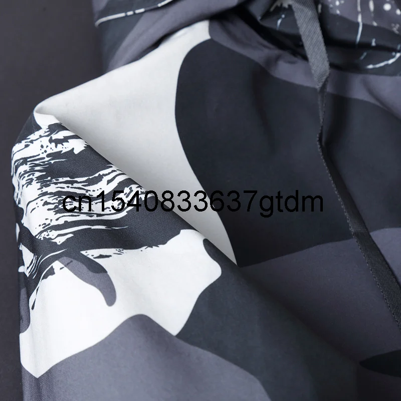 Spring and autumn young men's fattening plus size medium and long hooded windbreaker men's fat fashion casual coat
Spring and autumn young men's fattening plus size medium and long hooded windbreaker men's fat fashion casual coat