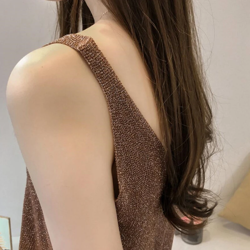 8 Colors Women Sleeveless Tank Tops Sexy Female V-Neck Knitted Camisole Club Girls Metal Strap Camis Thin Shiny Glitter Bling
8 Colors Women Sleeveless Tank Tops Sexy Female V-Neck Knitted Camisole Club Girls Metal Strap Camis Thin Shiny Glitter Bling
