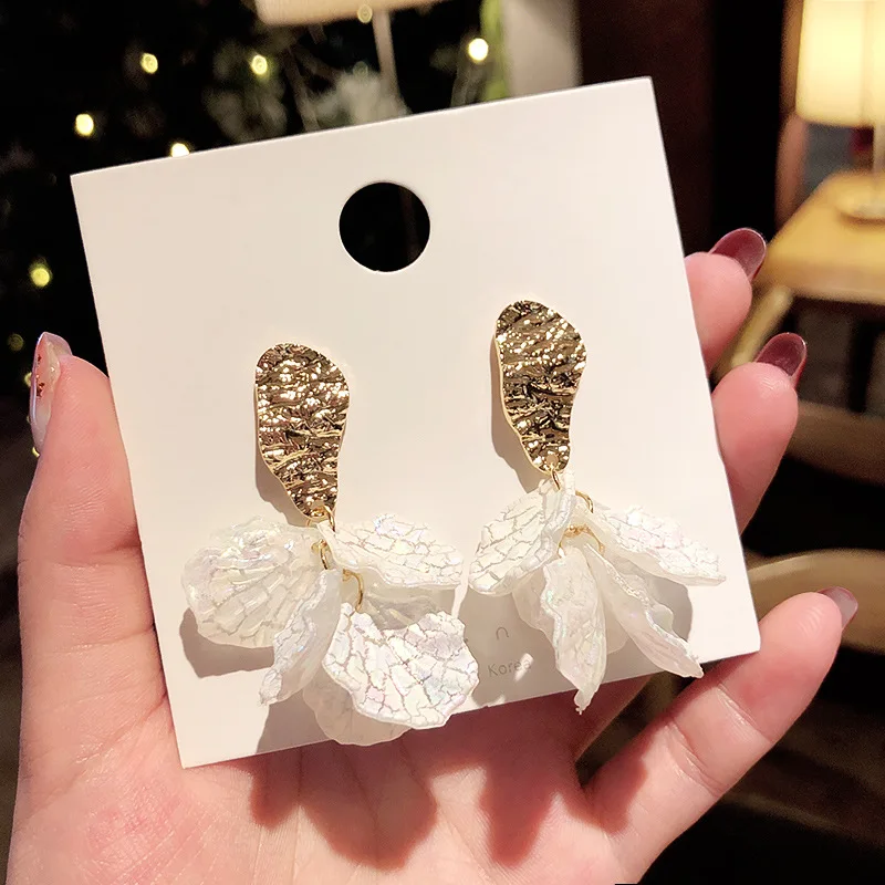 Fashion Flower Drop Earrings for Women Korean Style Gold Color Geometric Pendant Earrings Girls Wedding Jewelry Gift Wholesale
Fashion Flower Drop Earrings for Women Korean Style Gold Color Geometric Pendant Earrings Girls Wedding Jewelry Gift Wholesale