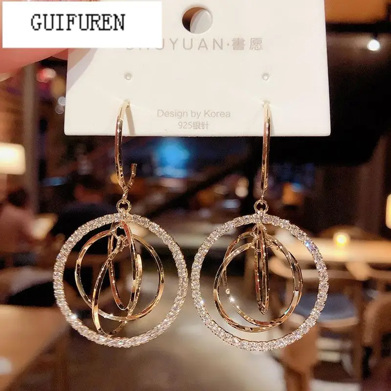New fashion three-dimensional ring earrings female temperament high sense of fashion personality ear ring ear nail female
New fashion three-dimensional ring earrings female temperament high sense of fashion personality ear ring ear nail female