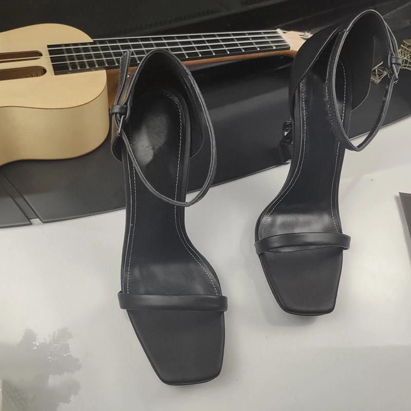 New Luxury women's high heels sexy open toe buckle leather high heels strange high heels dress party shoes square head 7cm 10cm
New Luxury women's high heels sexy open toe buckle leather high heels strange high heels dress party shoes square head 7cm 10cm