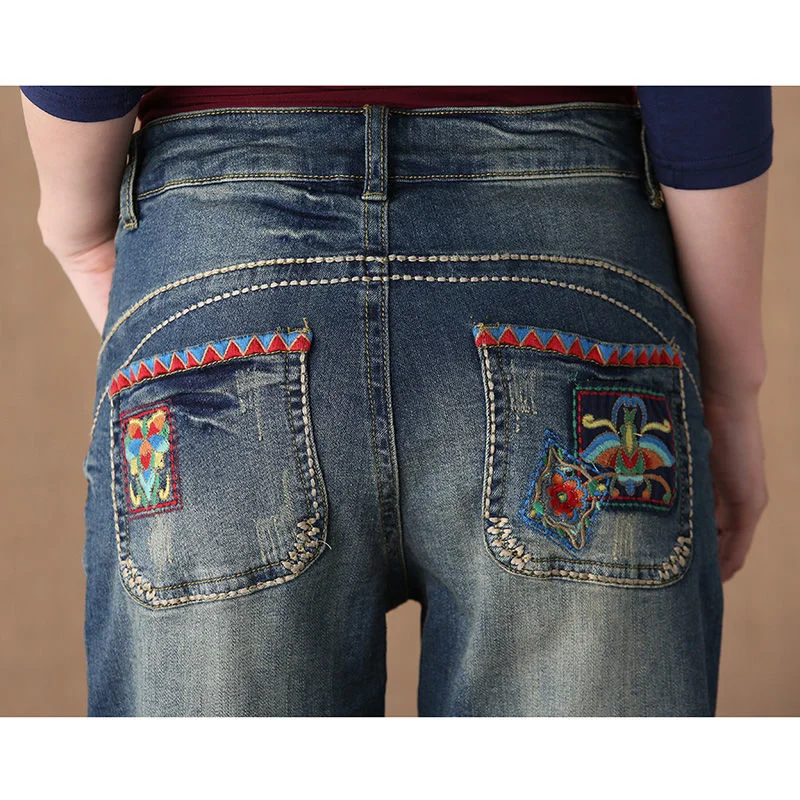 2021 New Fashion Summer Ladies Elastic Waist Jeans Women Vintage Casual Floral Embroidery Denim Trousers Female Harem Pants
2021 New Fashion Summer Ladies Elastic Waist Jeans Women Vintage Casual Floral Embroidery Denim Trousers Female Harem Pants