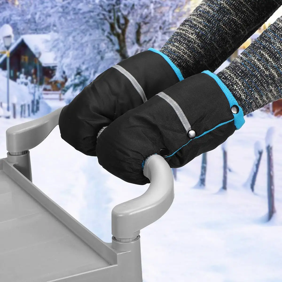 2pcs Winter Warm Stroller Gloves Waterproof Gloves Pram Accessory Stroller Mitten Winter Warm Gloves pram hand muff Mitten baby
2pcs Winter Warm Stroller Gloves Waterproof Gloves Pram Accessory Stroller Mitten Winter Warm Gloves pram hand muff Mitten baby