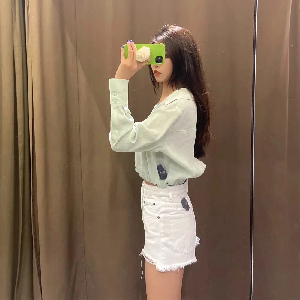 Withered Blouse Women England Style High Street Fashion Sexy Blusas Mujer De Moda 2021 Pleated short Shirt Women Blouse And Tops
Withered Blouse Women England Style High Street Fashion Sexy Blusas Mujer De Moda 2021 Pleated short Shirt Women Blouse And Tops