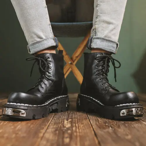 Men Winter Ankle Boots Lace Up Cow Leather Punk Platform Army Combat Shoes
Men Winter Ankle Boots Lace Up Cow Leather Punk Platform Army Combat Shoes
