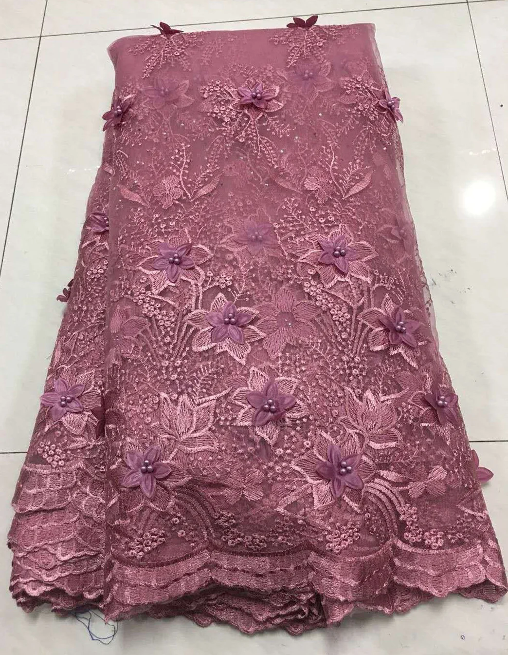 French Beads Lace Fabric 2019 African Tulle Lace Fabric High Quality Nigerian Bridal Lace Embroidered Wedding Fabric
French Beads Lace Fabric 2019 African Tulle Lace Fabric High Quality Nigerian Bridal Lace Embroidered Wedding Fabric