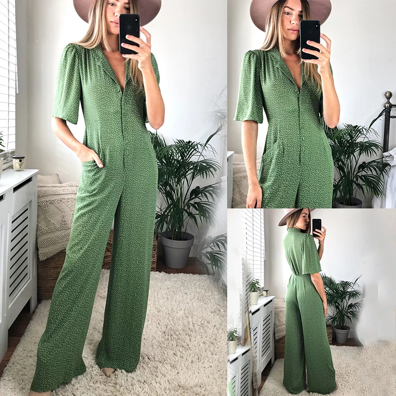 Streetwear Green Dot Print Short Sleeve Women Jumpsuit Turn Down Collar Button Pocket Loose High Waist Summer Jumpsuit 2021 
Streetwear Green Dot Print Short Sleeve Women Jumpsuit Turn Down Collar Button Pocket Loose High Waist Summer Jumpsuit 2021