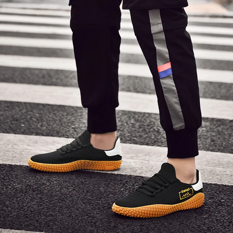 Men Running Sneakers Breathable Mesh Sport Shoes Flat Soft Man Shoes Fashion Black Training Jogging Footwear Comfortable Walking
Men Running Sneakers Breathable Mesh Sport Shoes Flat Soft Man Shoes Fashion Black Training Jogging Footwear Comfortable Walking