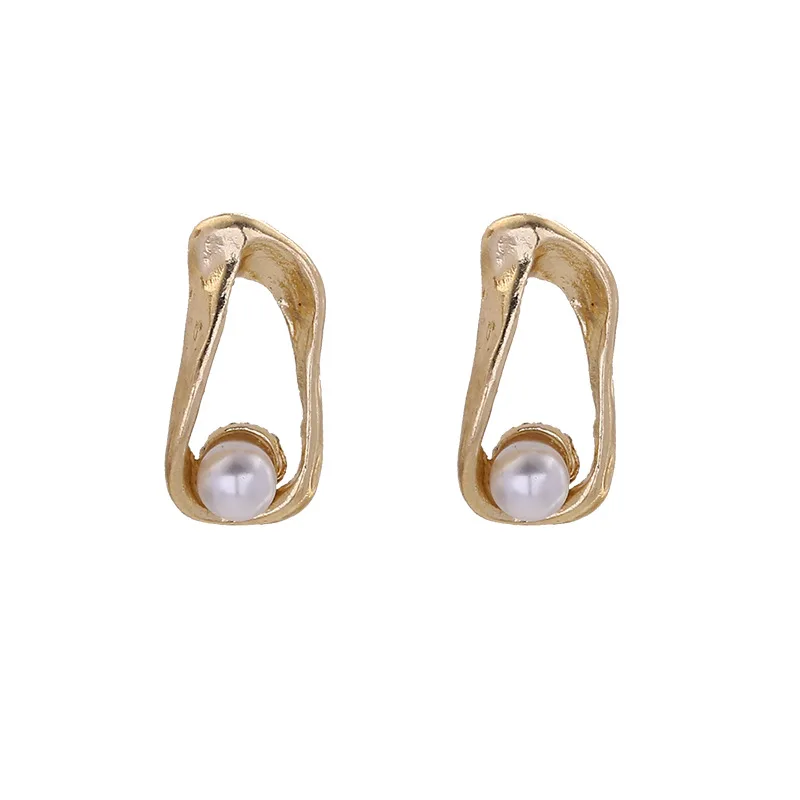 Gold Color Simple Metal Simulated Pearl Irregular Circle Small Geometric Stud Earrings for Women Girl Korean Jewelry
Gold Color Simple Metal Simulated Pearl Irregular Circle Small Geometric Stud Earrings for Women Girl Korean Jewelry