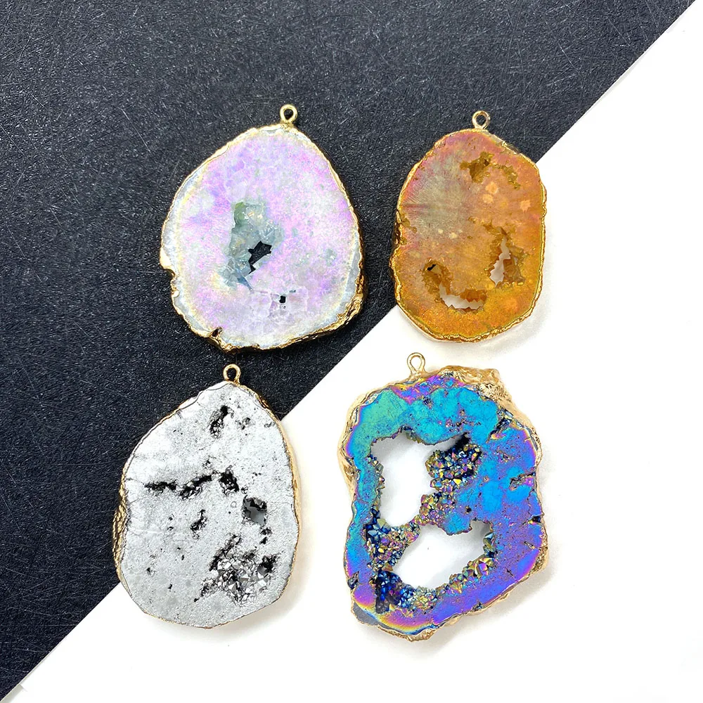Ladies and Men Agate Natural Stone Shaped Crystal Necklace Hollow Pendant Exquisite Fashion DIY Jewelry Bracelet Accessories
Ladies and Men Agate Natural Stone Shaped Crystal Necklace Hollow Pendant Exquisite Fashion DIY Jewelry Bracelet Accessories