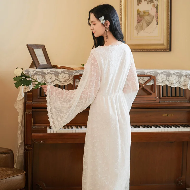 Women Long Sleeve Nightgowns Autumn Modal Cotton Long Sexy Nightdress Embroidered Lace Princess Sleeping Dress White Home Wear
Women Long Sleeve Nightgowns Autumn Modal Cotton Long Sexy Nightdress Embroidered Lace Princess Sleeping Dress White Home Wear