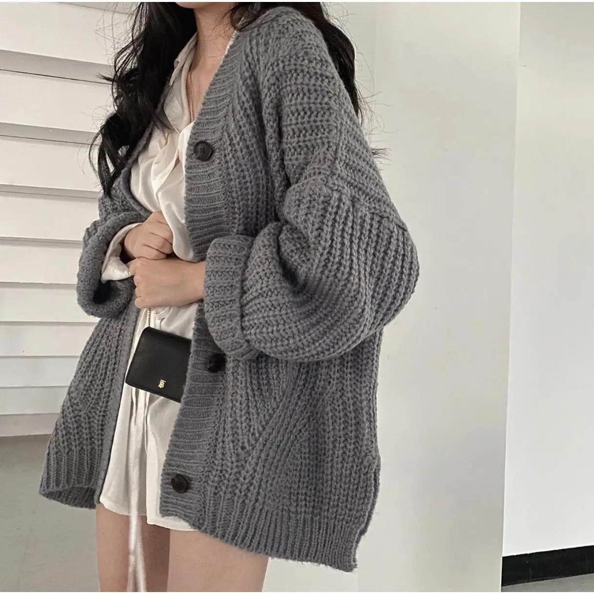 One piece / suit loose long sleeve knitted sweater cardigan coat 2020 new autumn women's top 2 pieces
One piece / suit loose long sleeve knitted sweater cardigan coat 2020 new autumn women's top 2 pieces