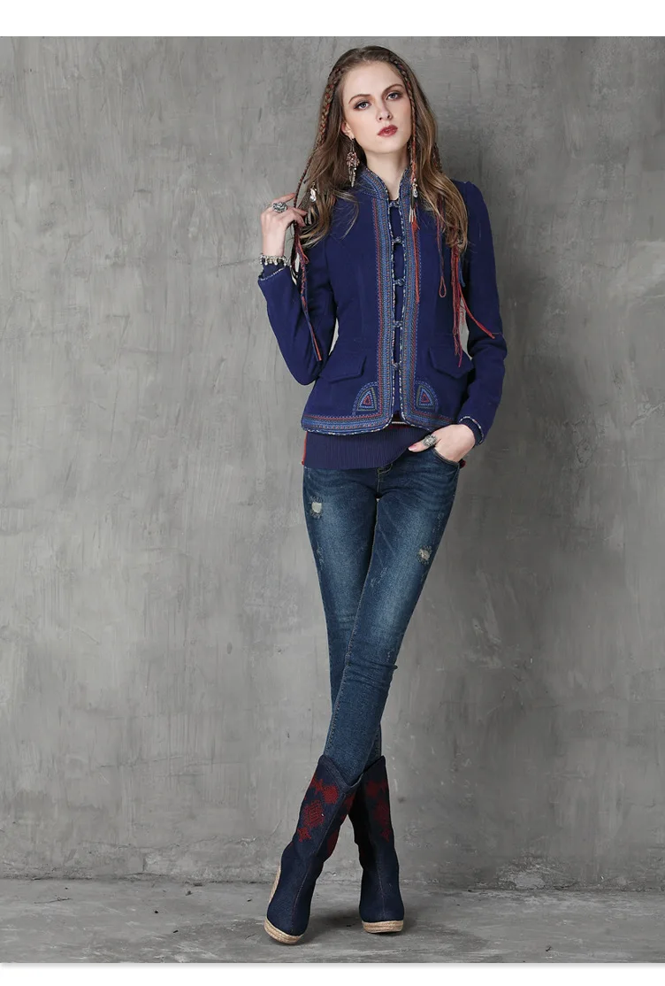 Winter new style Pankou small suit Retro Personality Embroidery Slim woollen short coat
Winter new style Pankou small suit Retro Personality Embroidery Slim woollen short coat