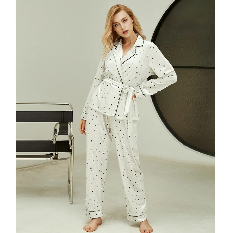 Autumn New Style Pajamas Velvet Women Long Sleeve Sleepwear Full Length Warm Loungewear Turn-down Collar Lounge Wear
Autumn New Style Pajamas Velvet Women Long Sleeve Sleepwear Full Length Warm Loungewear Turn-down Collar Lounge Wear