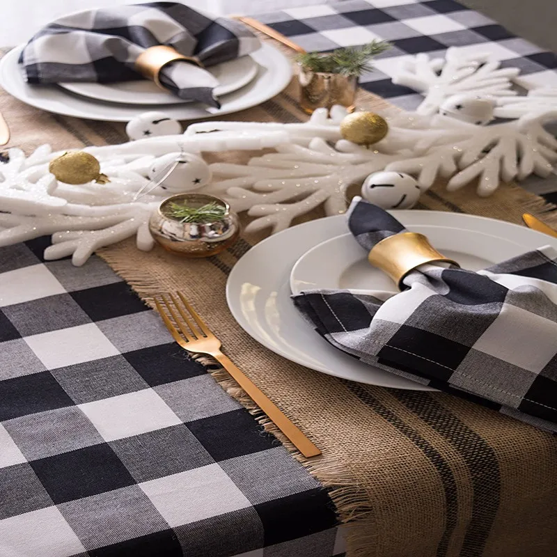 Lattice classic desktop tablecloth, suitable for family wedding and holiday decoration
Lattice classic desktop tablecloth, suitable for family wedding and holiday decoration