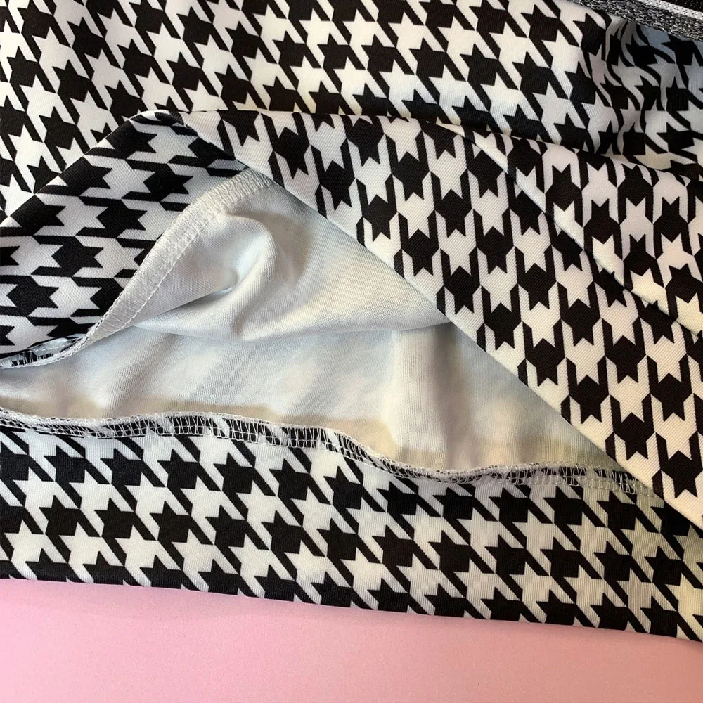 French girl's little fragrant thousand lattice bird Top + A-line skirt + Navy tie autumn winter 2021 new children's wear 2 piece
French girl's little fragrant thousand lattice bird Top + A-line skirt + Navy tie autumn winter 2021 new children's wear 2 piece