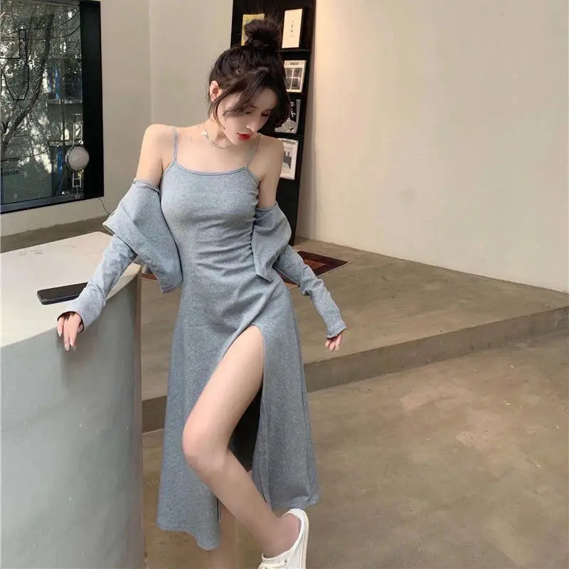 Solid Suit Women Gray Long-sleeved Tops + Suspender Dress 2022 Summer Korean Fashion Temperament Split Fork A-line Skirt Trend
Solid Suit Women Gray Long-sleeved Tops + Suspender Dress 2022 Summer Korean Fashion Temperament Split Fork A-line Skirt Trend