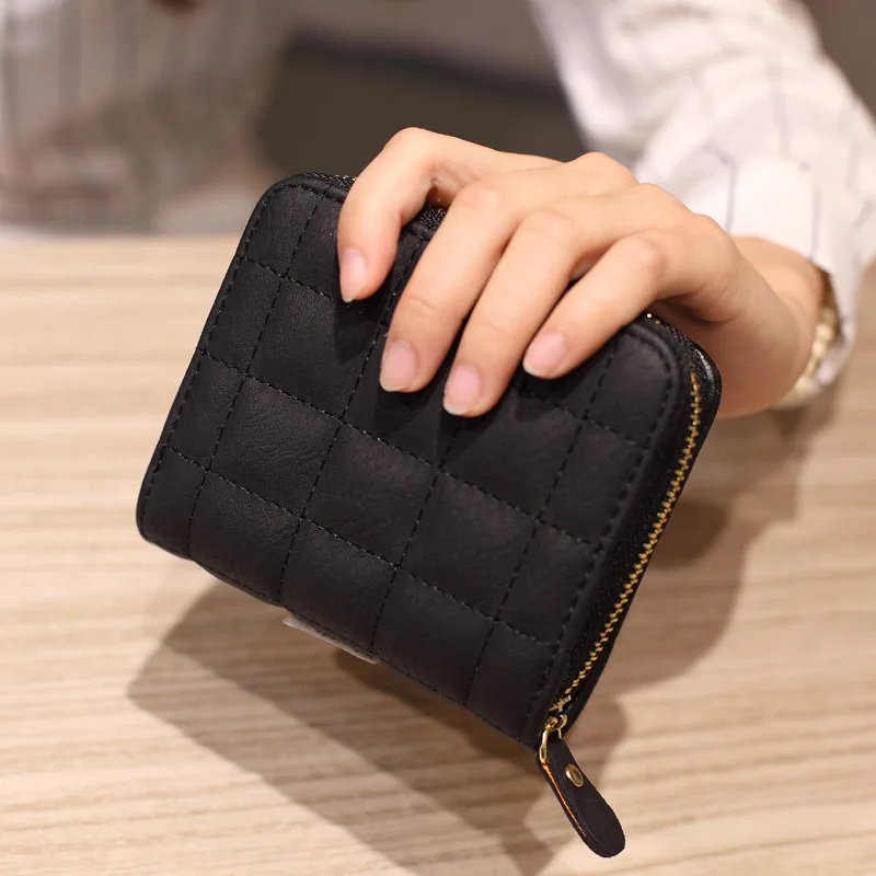 Women Short Wallets PU Leather Female Plaid Purses Plaid Card Holder Wallet Fashion Woman Small Zipper Wallet With Coin Purse
Women Short Wallets PU Leather Female Plaid Purses Plaid Card Holder Wallet Fashion Woman Small Zipper Wallet With Coin Purse